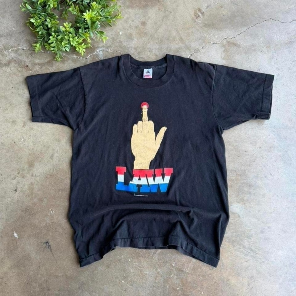 Vintage 90s black middle finger law tee size L